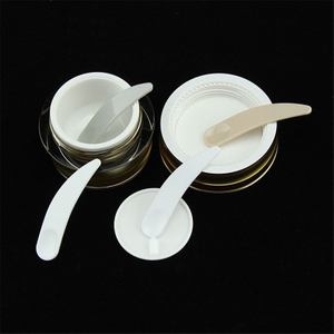 混合およびサンプリング用の環境に優しい白い化粧品スプーン